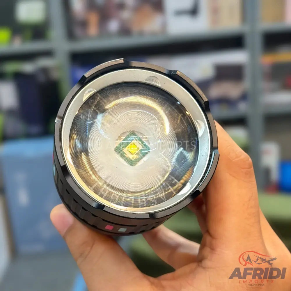 2KM Powerful Zooming Flashlight - UK Lot