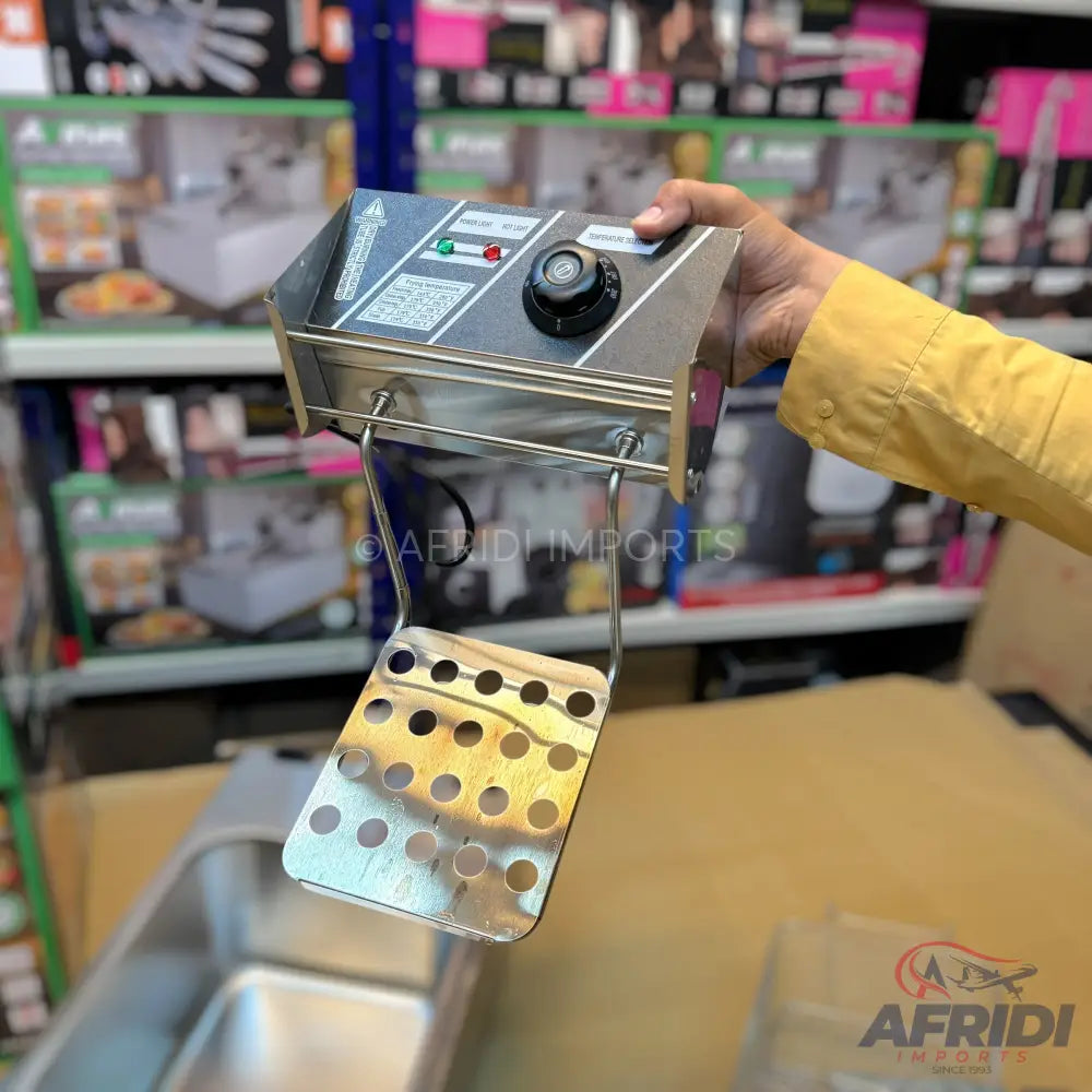 Avinas 6.8L Electric Deep Fryer - Lot Imported