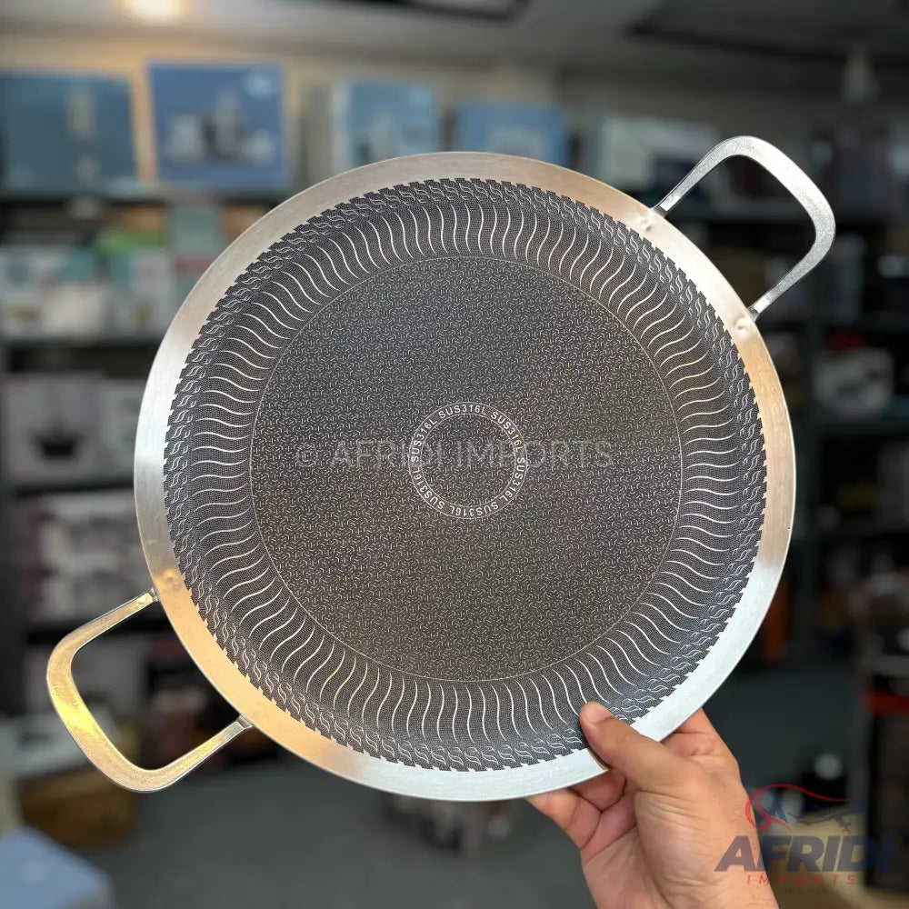 Honeycomb Tawa with Folding Handle