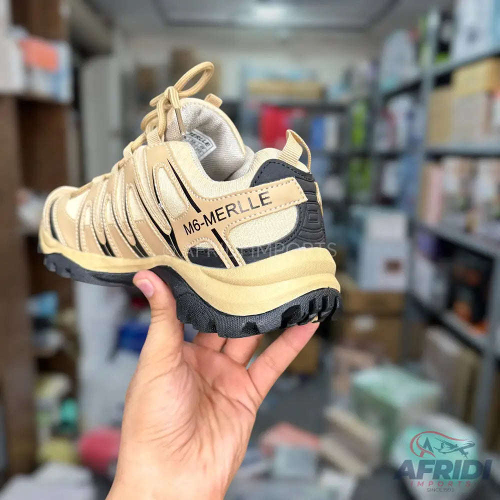 M6 Oudoor Brown Trekking Shoes