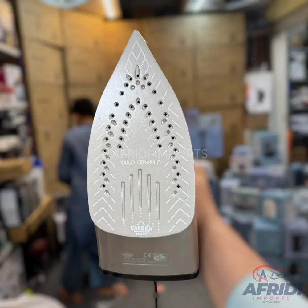 Uakeen 350ml Steam Iron
