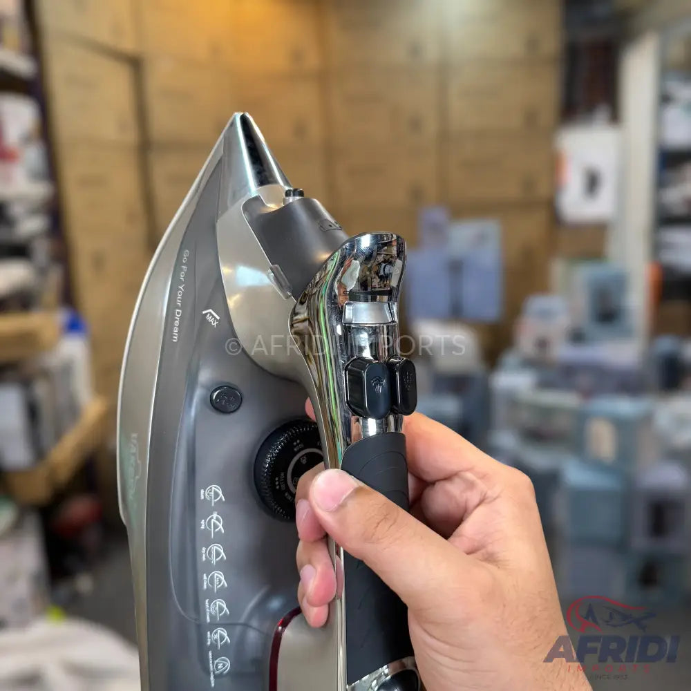 Uakeen 350ml Steam Iron